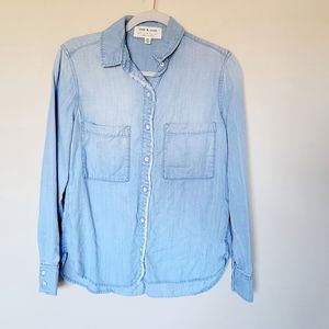 Anthropologie Cloth & Stone Chambray Buttondown